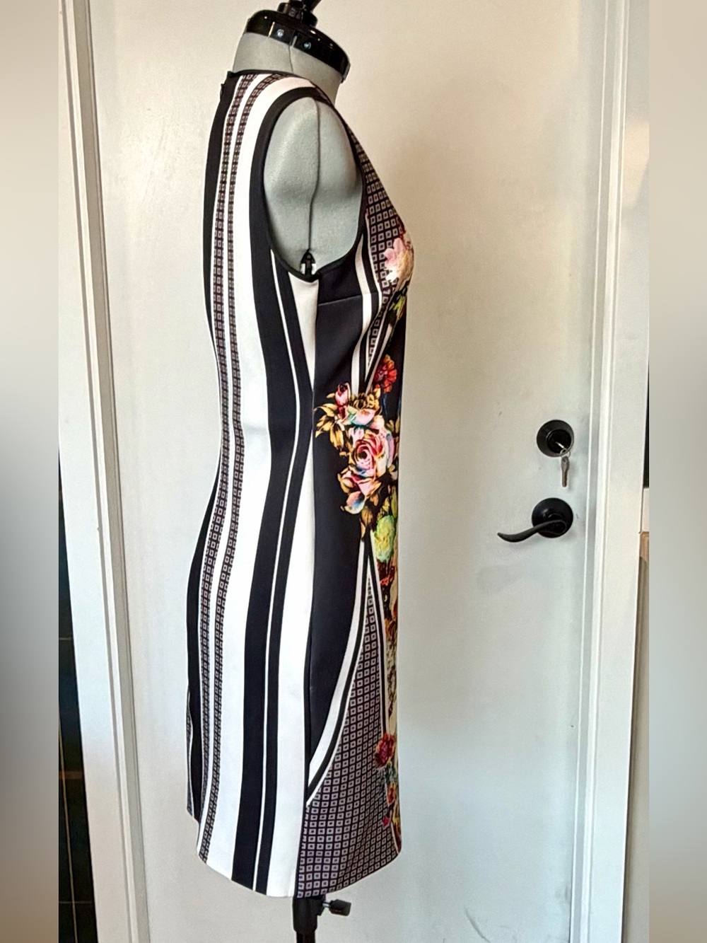 Clover Canyon Sleeveless Neoprene mixed pattern Midi Dress, blue/blk, S, GUC - Picture 8 of 12